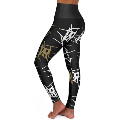 Leggings de ioga IR pretas com estampa completa de cintura alta e logotipo branco/dourado (POD)