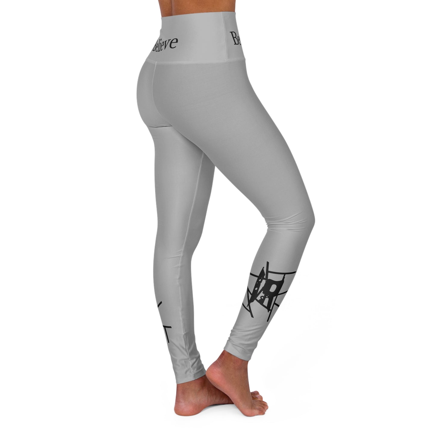 Leggings de ioga IR cinza claro Beat The Odds/Believe de cintura alta com logotipo preto (POD)