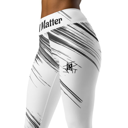 IR Leggings de yoga de cintura media blanco/negro abstracto con logo pequeño / I Matter - Beat the odds